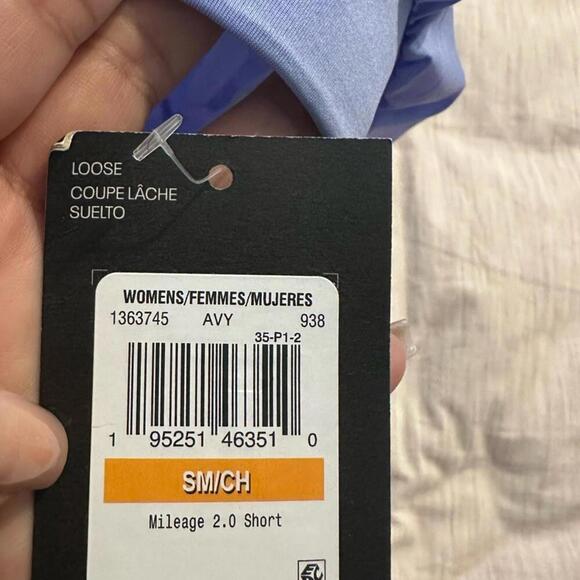 Under Armour Athletic Shorts - Picture 3 of 3